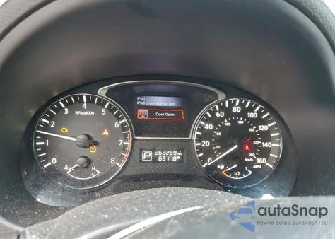 2015 Nissan Altima 2.5 z USA, uszkodzony, nr VIN 1N4AL3AP7FC464232